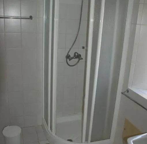 Vila Emilia فندق البوفيرا