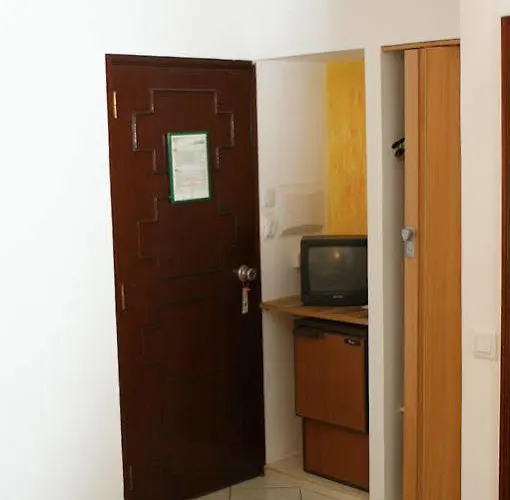 Отель Vila Emilia *